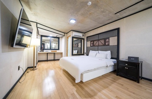 Samnye Hotel | Wanju Hanok Hotel Samnye Museum Motel
