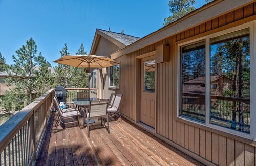 Sunriver House | Warbler Lane 15