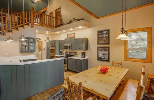 McCall House | Warm and Spacious Home Near Town/Lake - Private Hot Tub & Pool Table