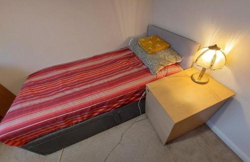 Abingdon House | Warm and Welcome Stay