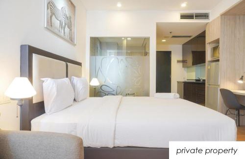 Gandaria-selatan Apartment | Warm Aston Bellevue HOTEL Apartment - SMART TV