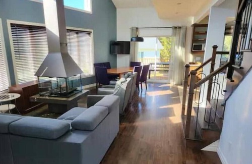 Saint-Brigitte-de-Laval Ski Chalet | Warm chalet view/access lake & mountain #303530