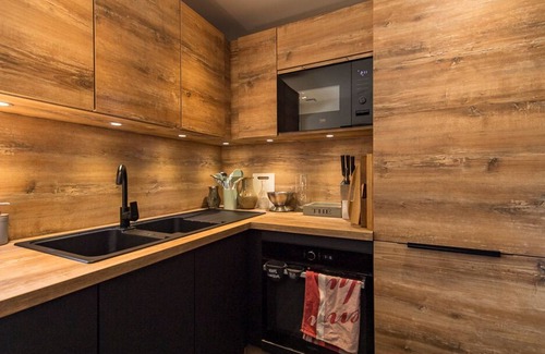 Albiez-le-Vieux Ski Chalet | Warm chalet with exceptional view