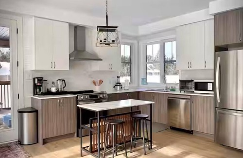 Dwight Cottage | Warm & cozy cottage in Huntsville/Muskoka