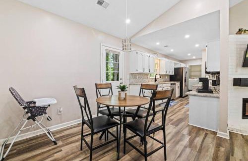 Conyers Apartment | Warm&Cozy Escape