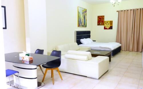 Old Dubai House | Warm & Cozy Studio Apartment