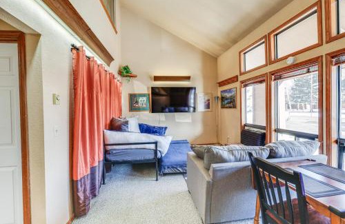 McCall Apartment | Warm McCall Condo Half-Mile to Payette Lake!