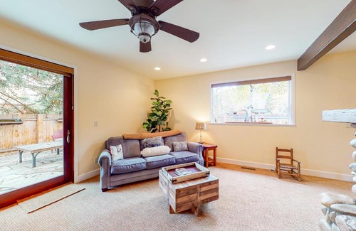 Warm Springs House | Warm Springs Getaway