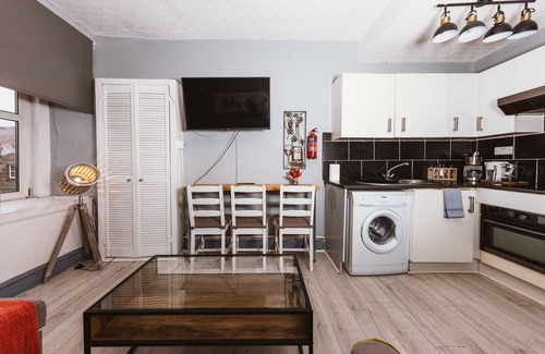 Bruntsfield Apartment | Warm&Welcoming City Centre Apartments by Meadows 5