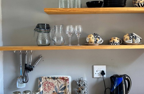 Grabouw House | Warm & Welcoming Cottage - Your Perfect Getaway