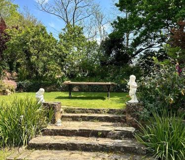 Grabouw House | Warm Welcoming Cottage - Your Perfect Getaway