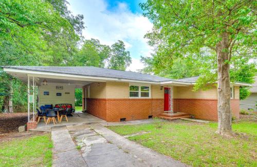 Warner Robins House | Warner Robins Home with Yard 2 Mi to Air Force Base