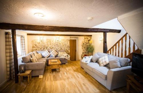 Rosevine House | Warren Cottage at Country Ways