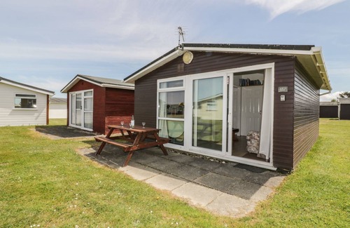 Treator Cottage | Warren Cove