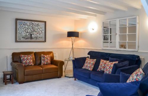 Thornton Dale House | Warrington Mews-Uk48821