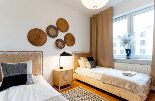 Saska Kepa Apartment | Warsaw Concierge Saxon Apartment