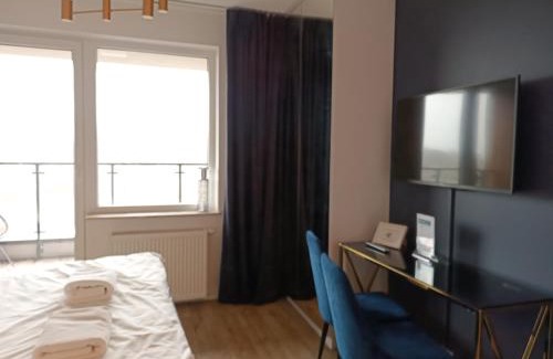 Targowek Apartment | Warsaw To Be - Blue Apartment