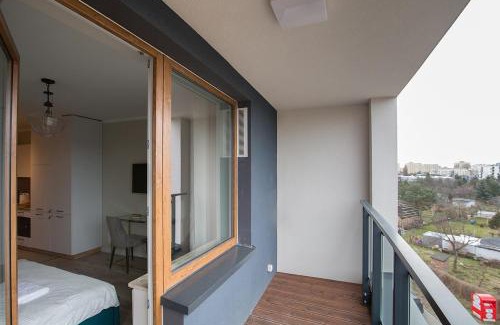 Targowek Apartment | Warsaw To Be - Silver Apartment