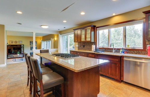 Warwick House | Warwick Vacation Rental w/Private Yard & Fire Pit