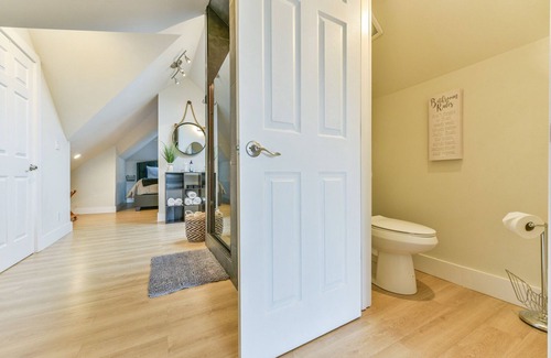 Milwaukee Apartment | Washington Heights - Studio Loft