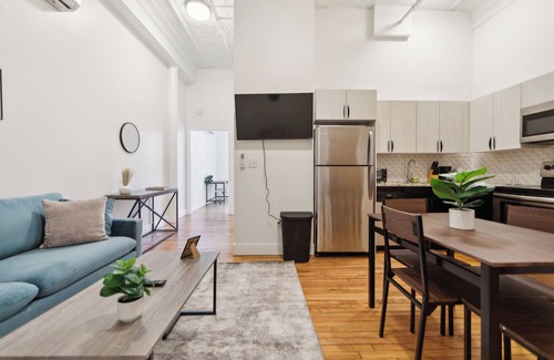 Albany Apartment | Washington Lofts 109 Spacious 1 Bedroom 1 Bath