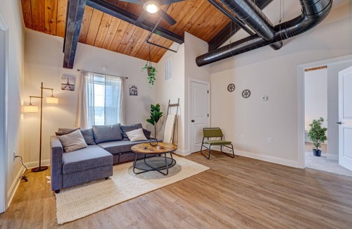 East Stroudsburg Apartment | Washington302 · Luxury Industrial Style King SuiteA- Shawnee Mtn!