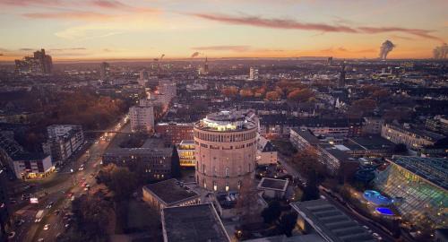 Altstadt-Sued Hotel | Wasserturm Hotel Cologne, Curio Collection by Hilton