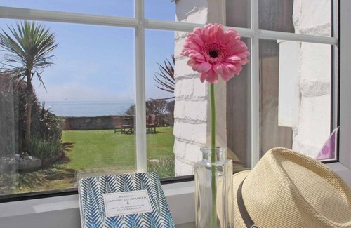 Downderry House | WATCHTOWER, family friendly, character holiday cottage in Looe
