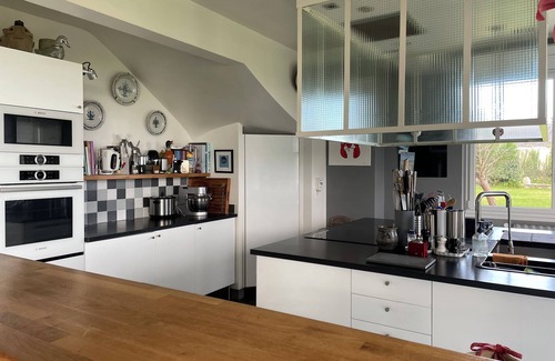 Brignogan-Plage House | Waterfront home between semaphore and yacht club