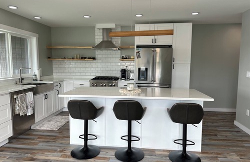 Juneau Apartment | Water and mountain view’s in charming Juneau