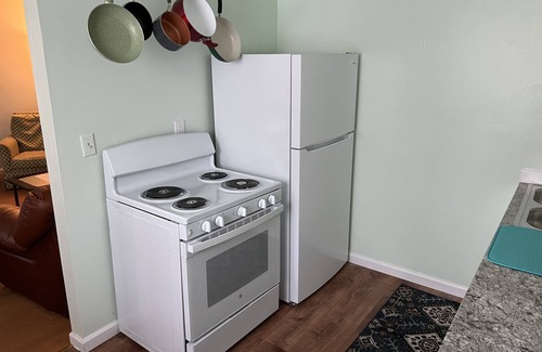 Norfolk Apartment | Water Front 2 Bedroom Upstairs Apt. - Pet Friendly, WiF, Parking, Smart TV