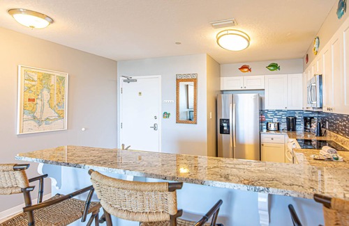 Fort Morgan Pines House | Water Front Condo on Mobile Bay! This is a recently remodeled 2 bedroom 2 bath condo at Navy Cove.
