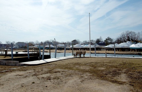 Amityville House | Water front home on the Beautiful Amityville River