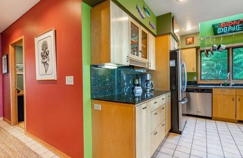 Bellingham House | Water Front, Hot Tub, Sauna- Lummi Bay