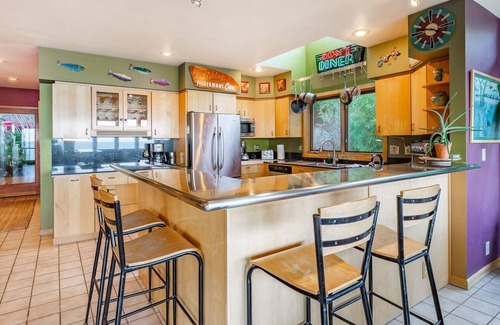 Bellingham House | Water Front, Hot Tub, Sauna- Lummi Bay
