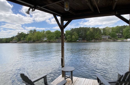 New London House | Water Front Playland at Badin Lake