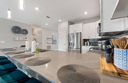 Kissimmee Villa | Water Kingdom @ Storey Lake By Shine Villas! #525 9 Bedroom Home