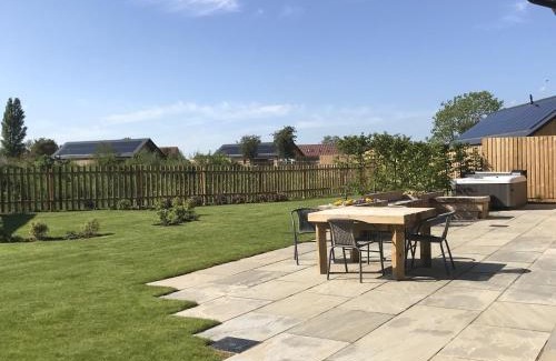 Dunholme House | Water Lily Cottage, Ashlin Farm Barns