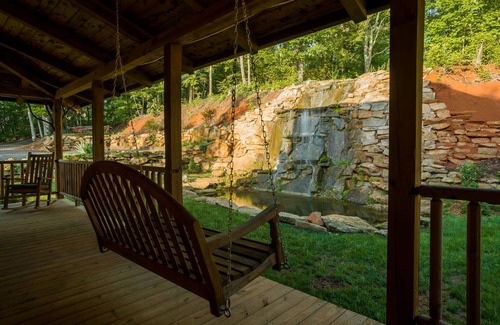 Mill Spring Cabin | Water. Power. Directv. Internet. Close to Lake Lure Ingles. Rates reduced.