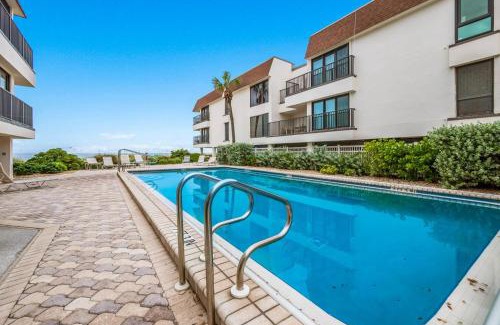 Holmes Beach House | Water's Edge 205