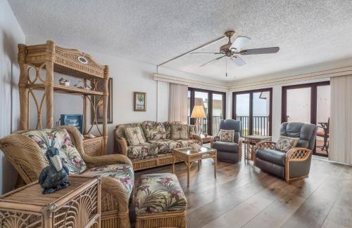 Holmes Beach House | Water's Edge 205