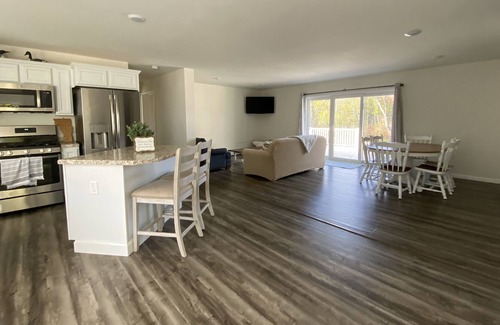 Charleston House | Water's Edge- The Perfect Vermont Getaway