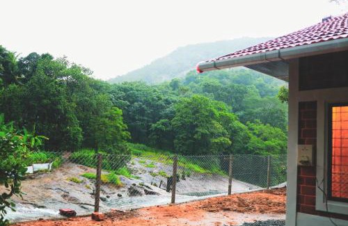 Devikolam Apartment | Water Vibes Mamalakandam