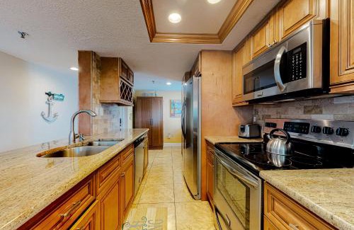 Indian Shores Apartment | Water View 402