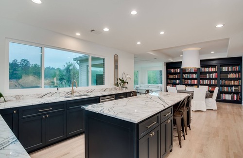 Augusta House | Water Views - Near Downtown