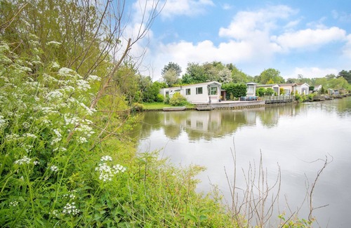 Ooltgensplaat House | Water Villa in Ooltgensplaat Near Volkerak