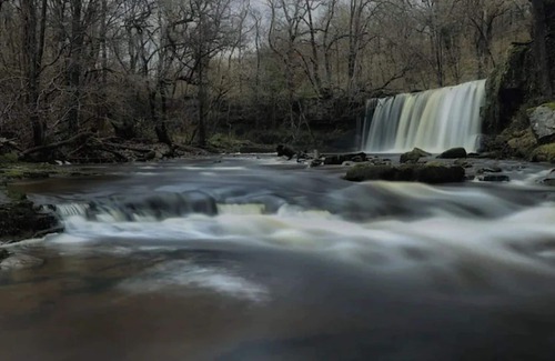 Coelbren Apartment | Waterfall country Apartments Falls