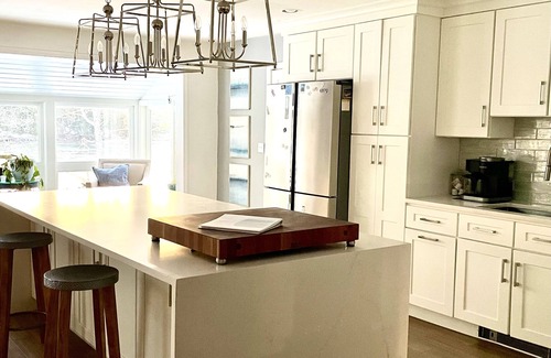 Brunswick House | Waterfront 2 bed 2bath on a beautiful tidal cove close to Bowdoin & the Islands