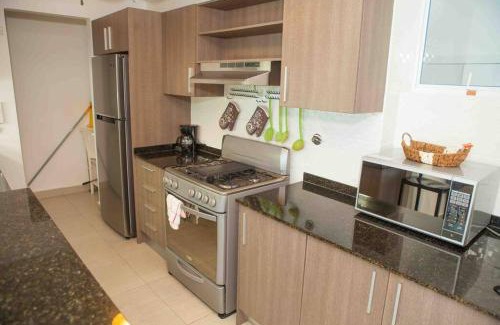Playa Blanca Apartment | Waterfront 2