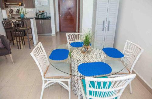 Playa Blanca Apartment | Waterfront 2